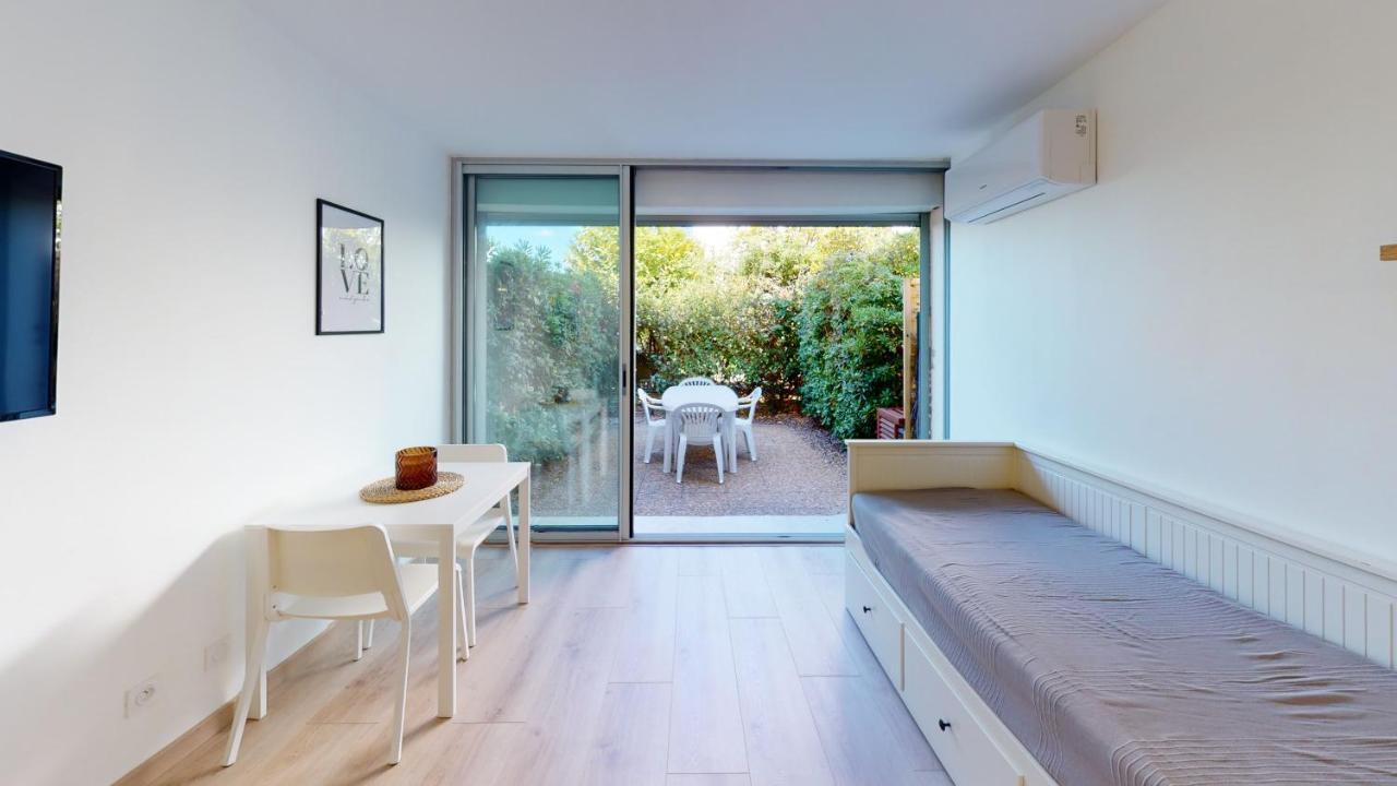Magnifique Rez De Jardin 4 Couchages Appartamento Agde Esterno foto